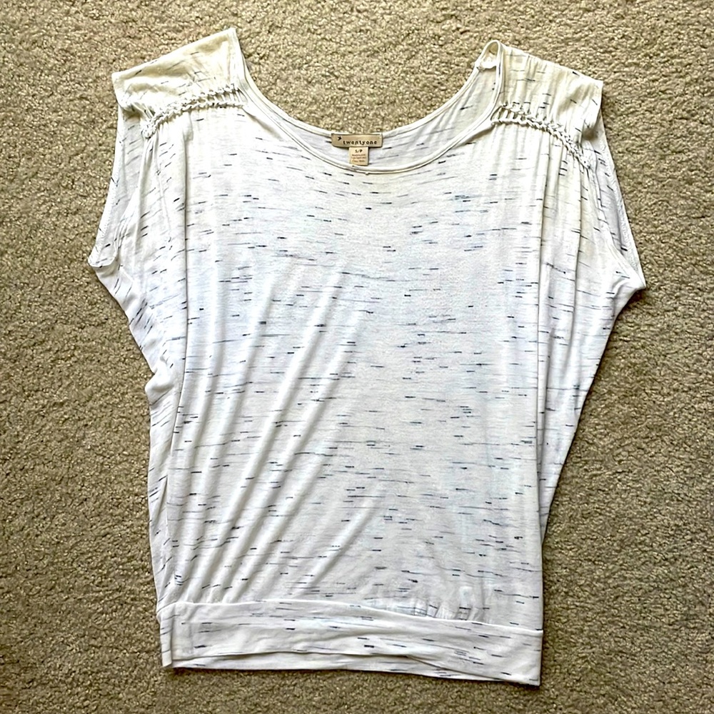 Loose Cutout Shirt